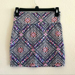🌸3/$25🌸 Patterned mini skirt
